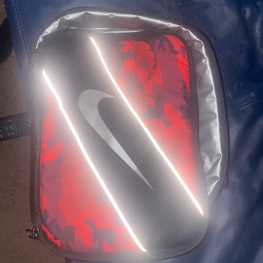 Nike lunchbox